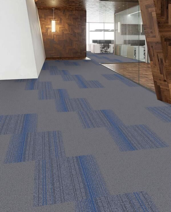 Level Loop Tufting Machine