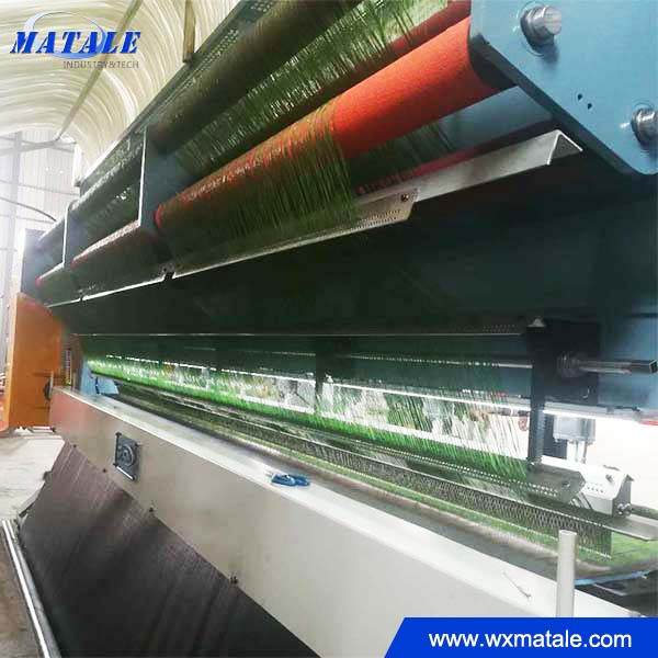 Artificial Grass Tufting Machine